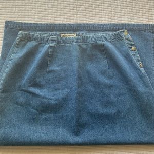 Eddie Bauer pencil skirt